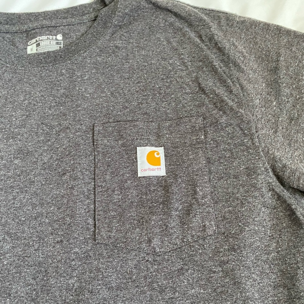 Men’s Carhartt Heavy Duty Pocket Tee Shirt in Charcoal Gray.  Size Medium.  EUC - Picture 13 of 14